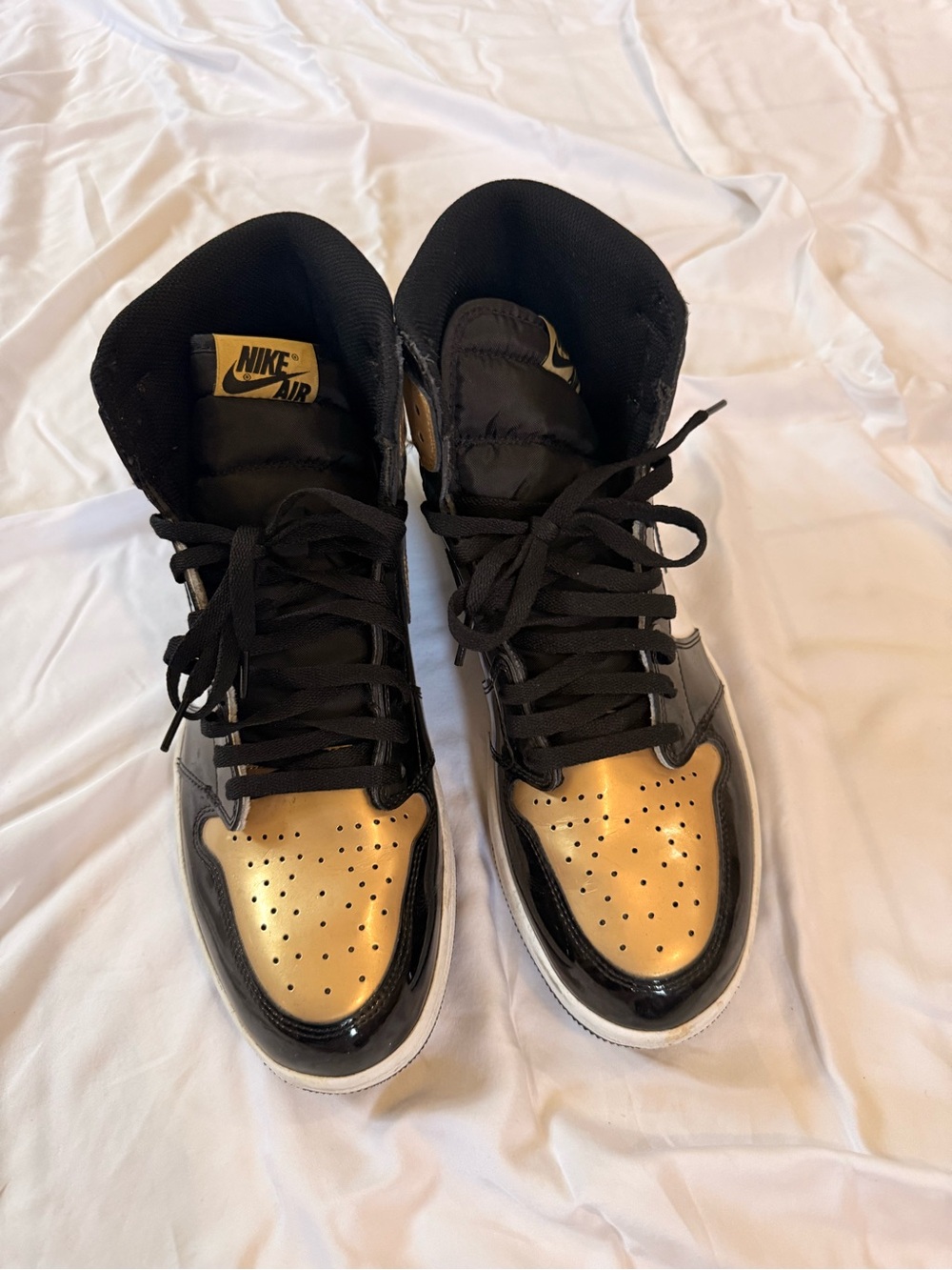 Nike Air Men’s High-Top Sneakers in Black and Metallic Gold (2020)